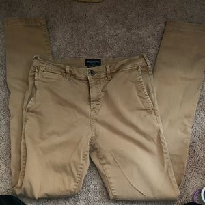 American eagle Skinny khakis. 30x34